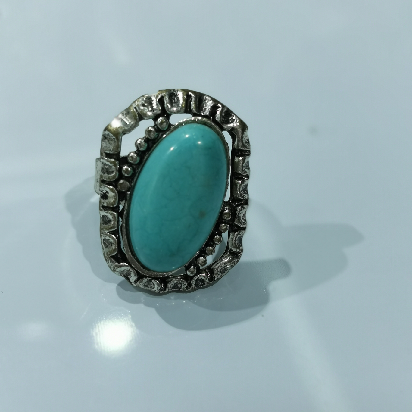 Ring 122
