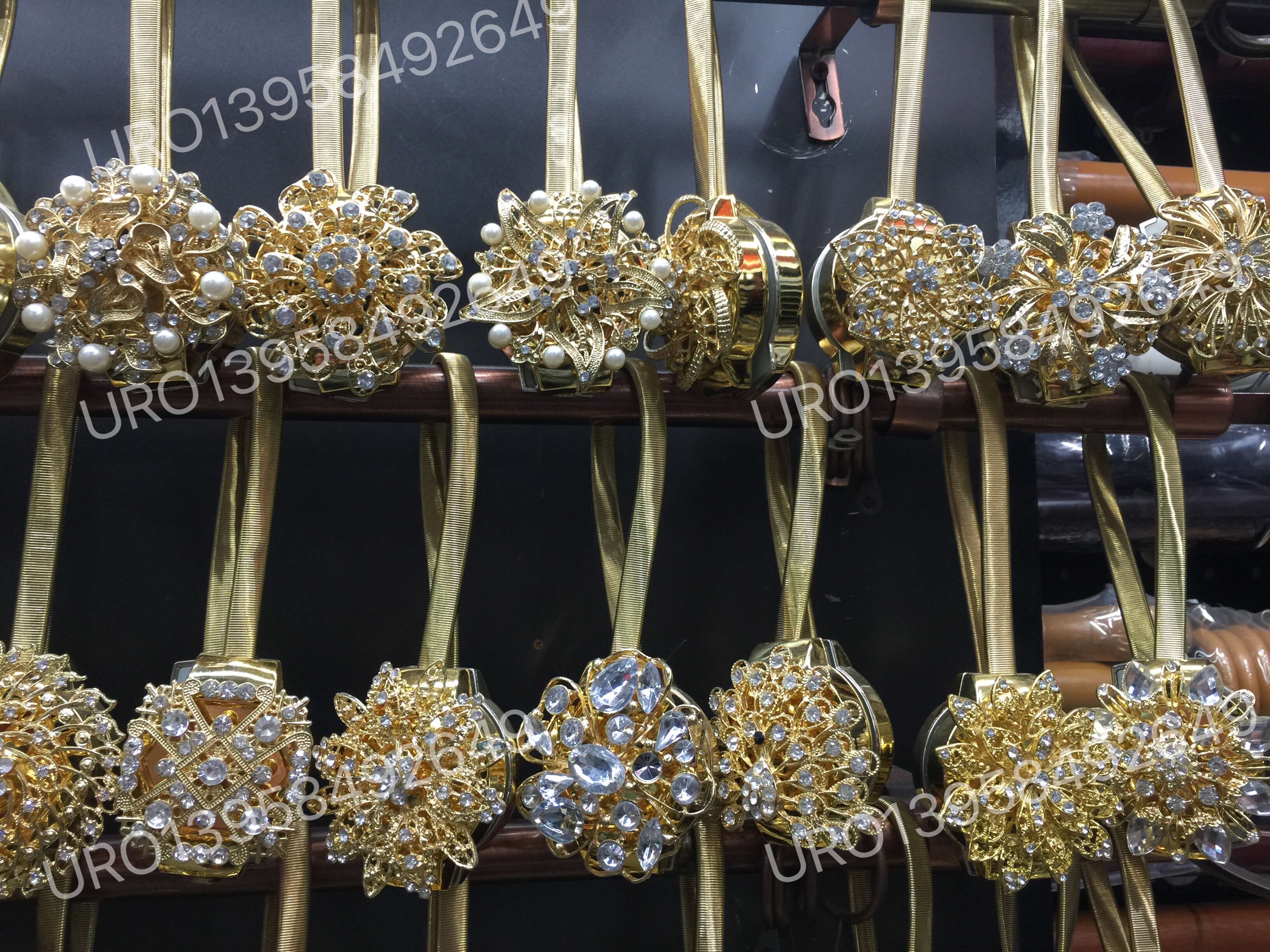 مواد التزيين بالستائر بالستائر، وقطع الستائر، والأعمدة الرومانية، ومسار الستائر، ومشبك الستائر، ومشبك الستائر المغناطيسية detail image 12