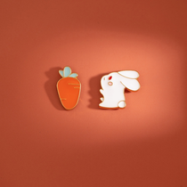 Carrot bunny pin