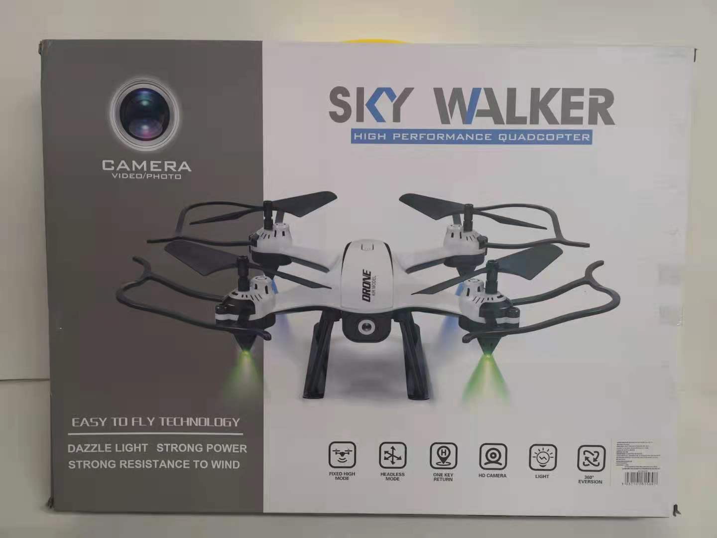 Remote Control Aircraft 1: Remote Control drone, remote control 200 meters with charging Application Scenario