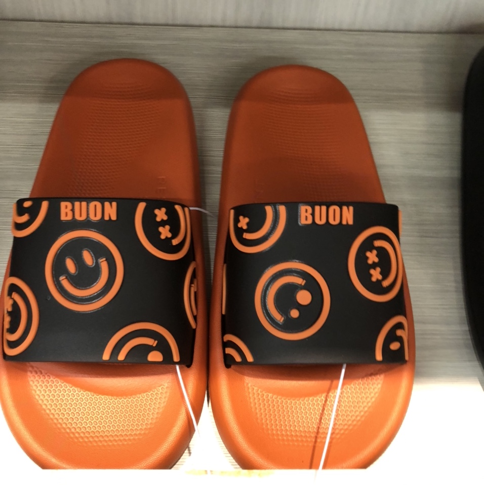 Slippers 75