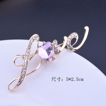 Heart of heart English brooch