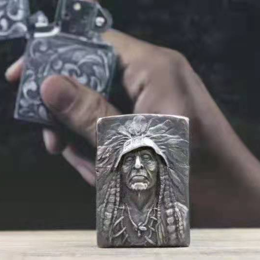 男 印第安人打火机