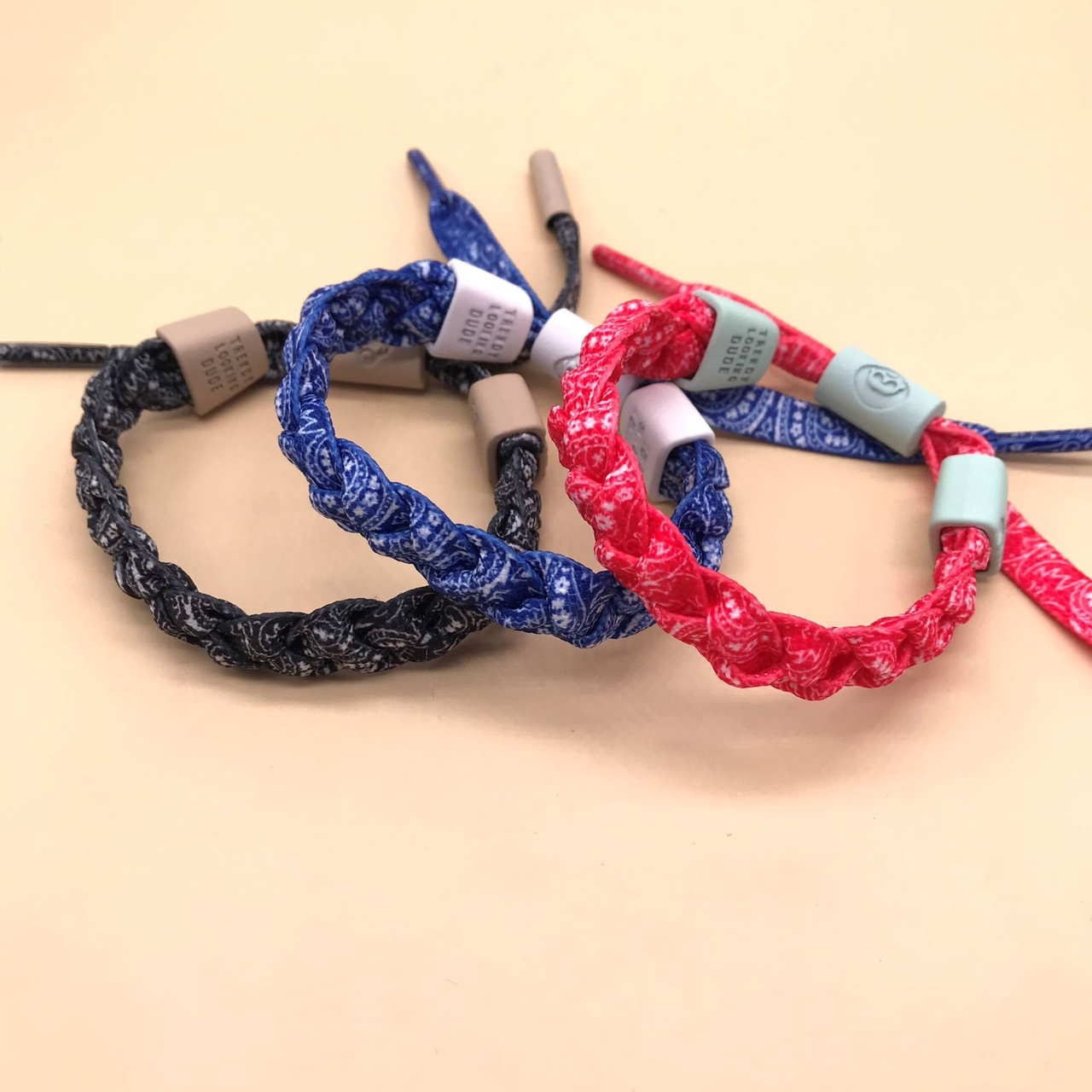 Wholesale of Cashew flower bandana fashionable hip-hop sports woven bracelet, retro ethnic style personalized woven bracelet