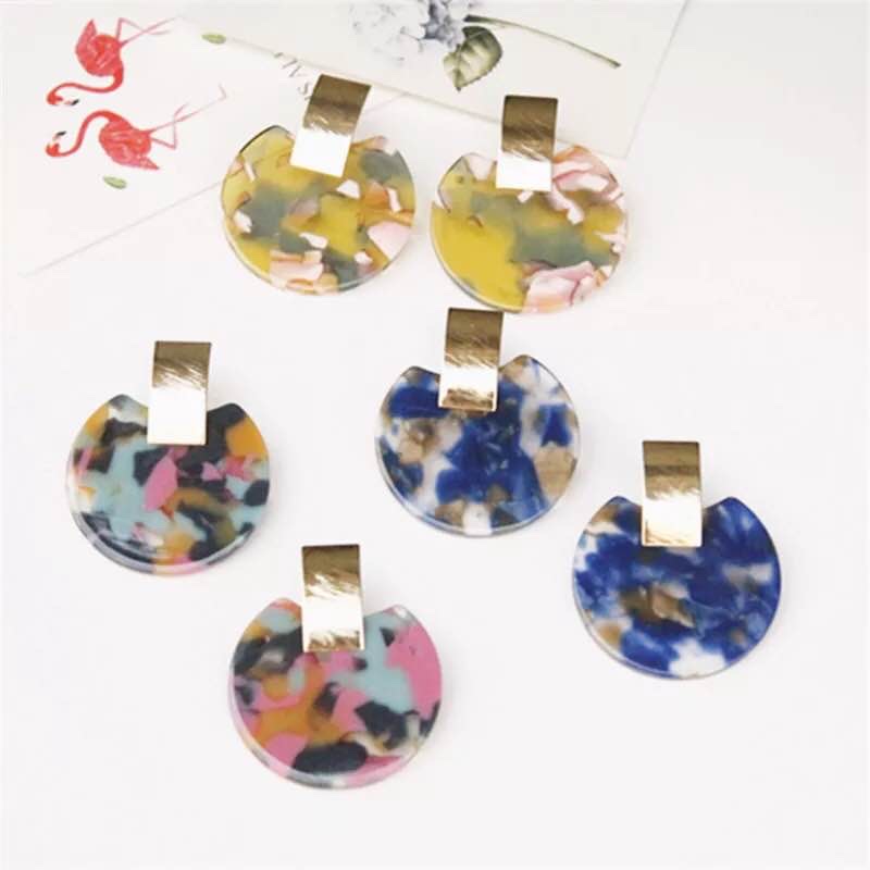 网络网红同款时尚潮流休闲个性气质的925防过敏的树脂耳环0725-55女详情图3