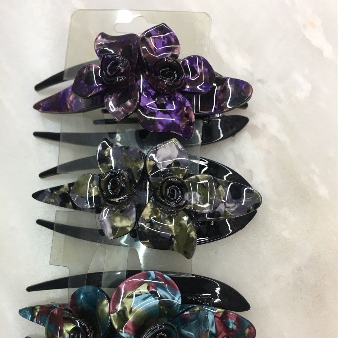小红伞饰品韩版亚克力发夹11Cm燕尾夹三片叶子经典款热销（拼花板）