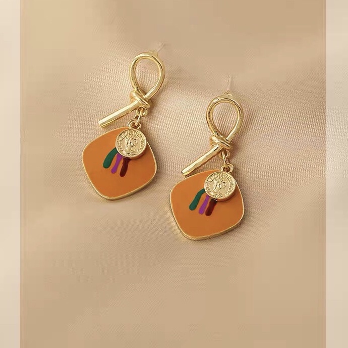 Vintage high-grade metal knotted Hermes House fashion earrings thumbnail