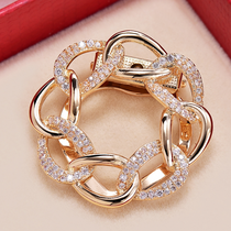 Chain brooch