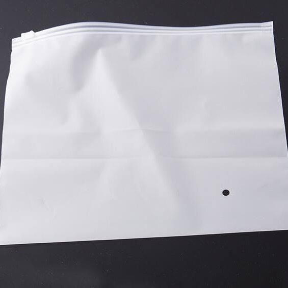 Factory direct sales of fashionable, environmentally friendly and wear-resistant new plastic bags and packaging bags 92037389