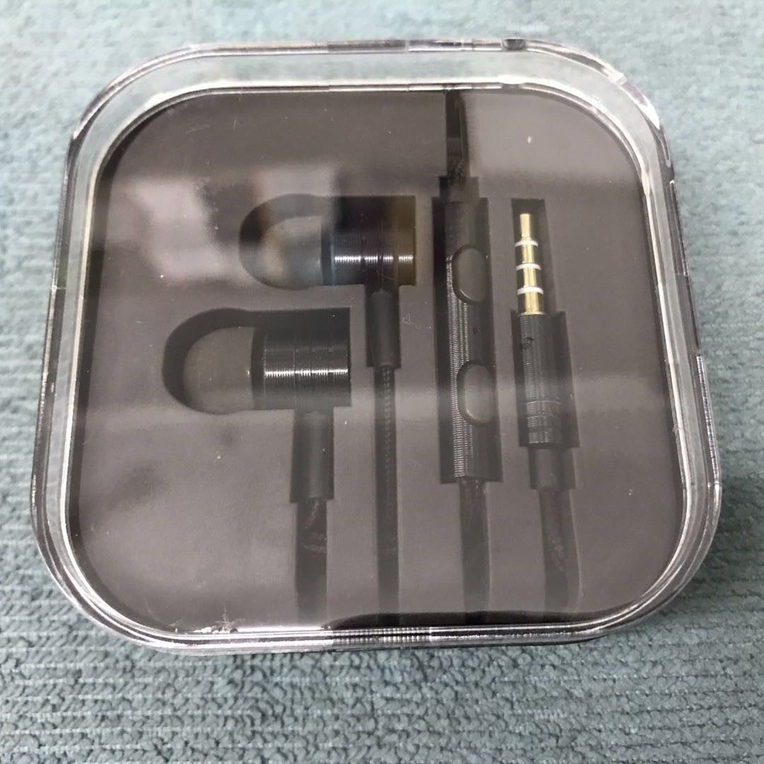 Wired KE-03 headphones In-ear heavy bass PC live with MIC earbuds