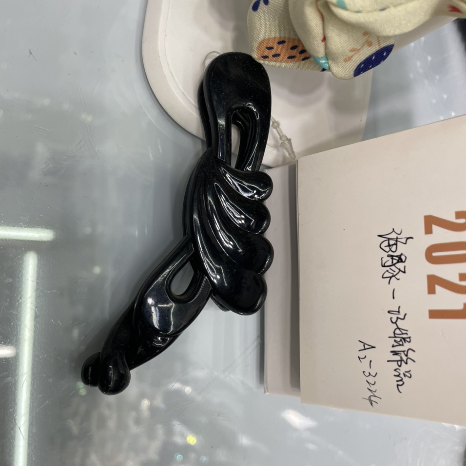 Dolphin 🐬- Qiaojuan accessories: Banana clip grab clip Korean Internet red ponytail tray autumn and winter hair clip 20210725009 thumbnail