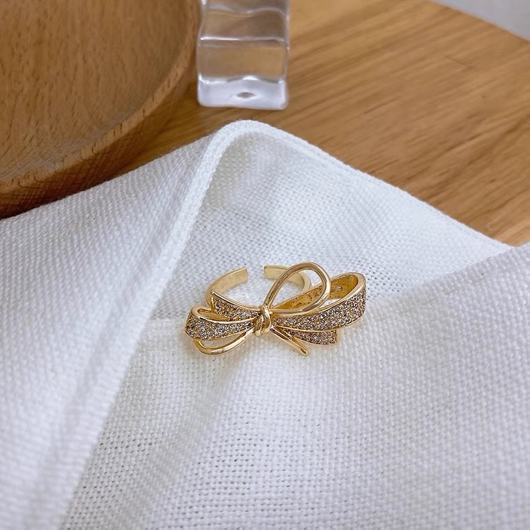 A high-end and elegant bow ring for women, a niche, light luxury, fashionable and individual style on Instagram, a trendy index finger ring with an exquisite opening Specification image