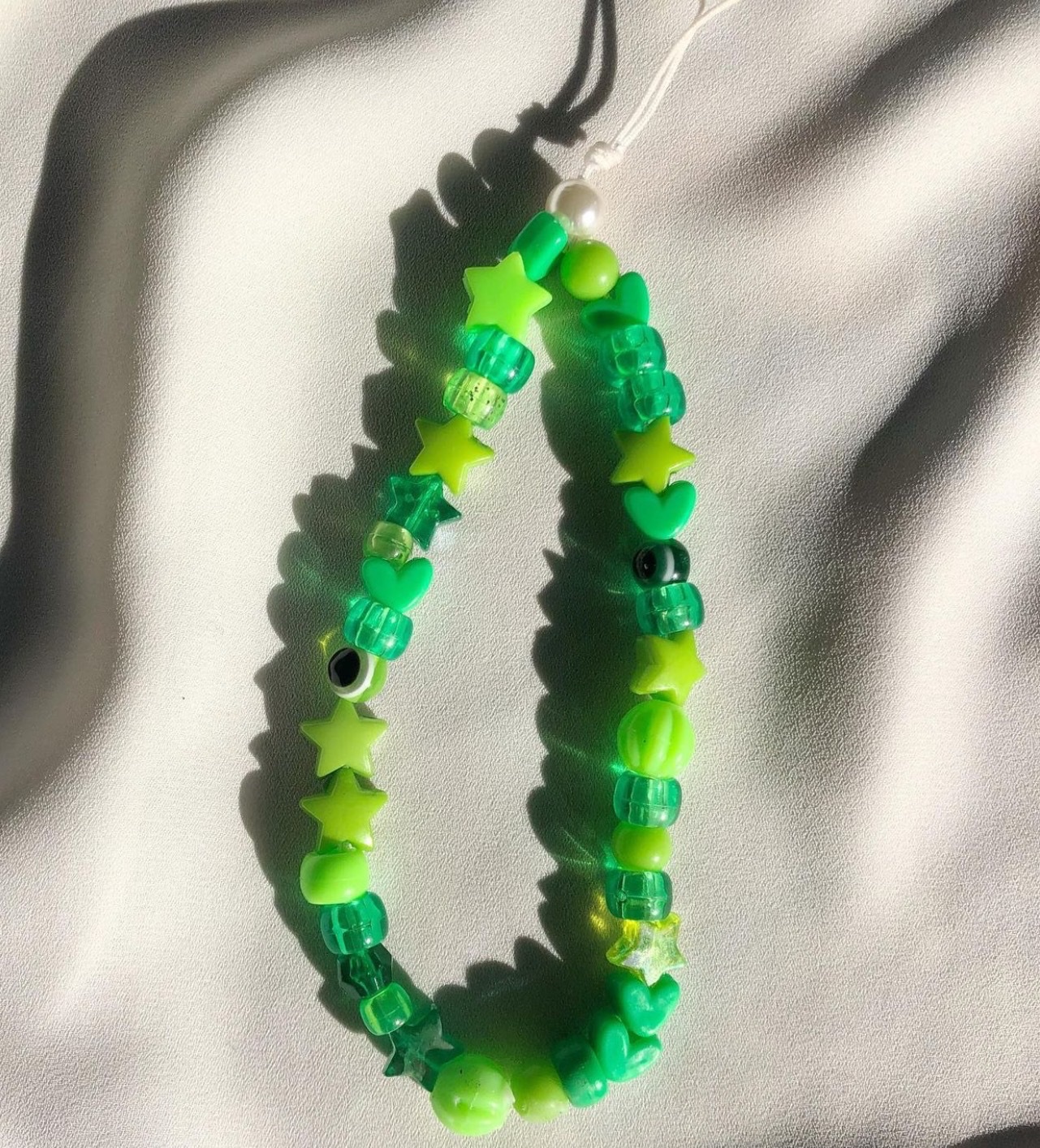Colorful candy mobile phone lanyard, ins acrylic pendant, decorative mobile phone with pendant chain, European and American keychain pendant detail image 6