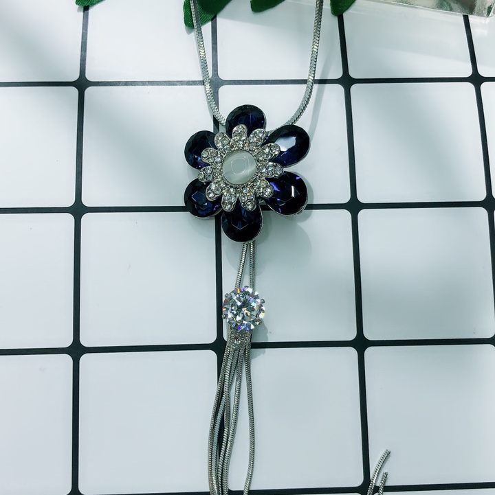 Sweater chain 80