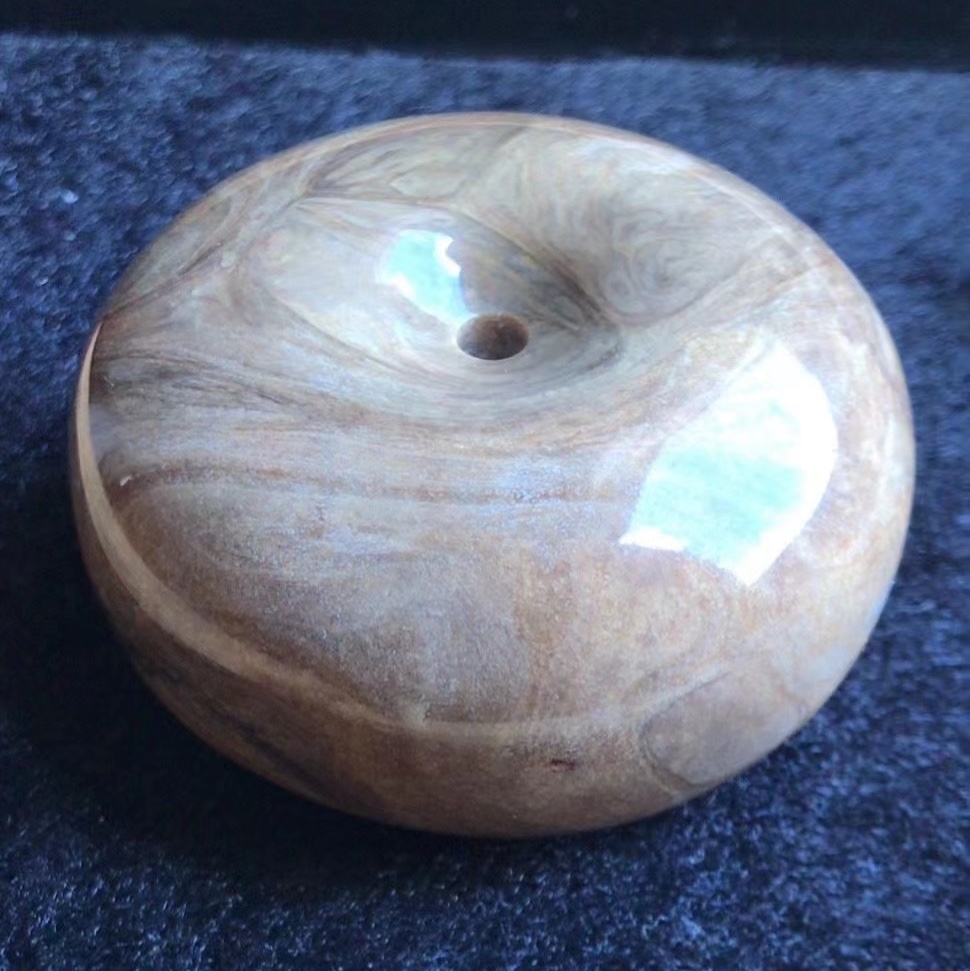 Amber peace pendant