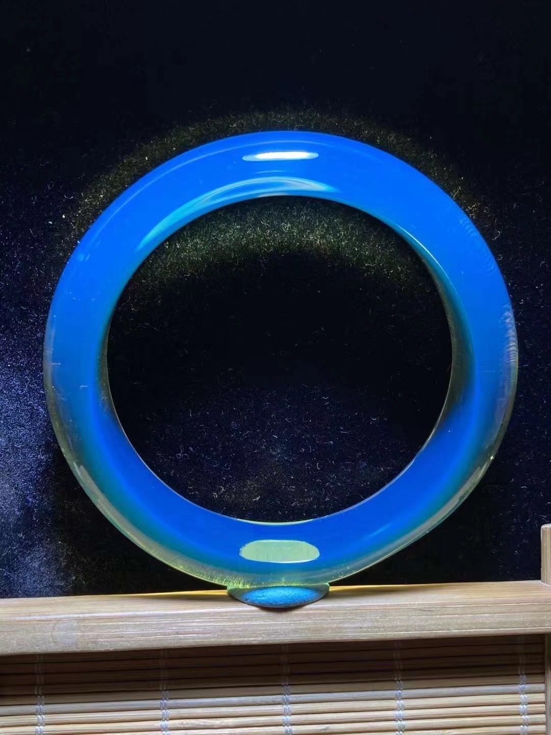 天空蓝手镯产品图
