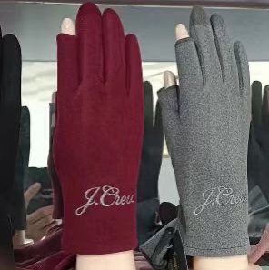 Gloves for women Autumn and winter exquisite short warm touch screen points riding high-quality suede fashion old and young