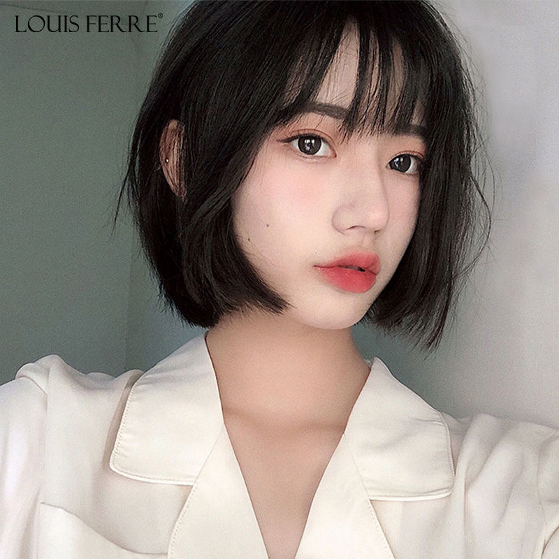 A wig for a woman with short hair, a real person with short and straight hair, a middle-aged or elderly mother with real hair, a natural lady's charm, a full head set, b80 Application Scenario