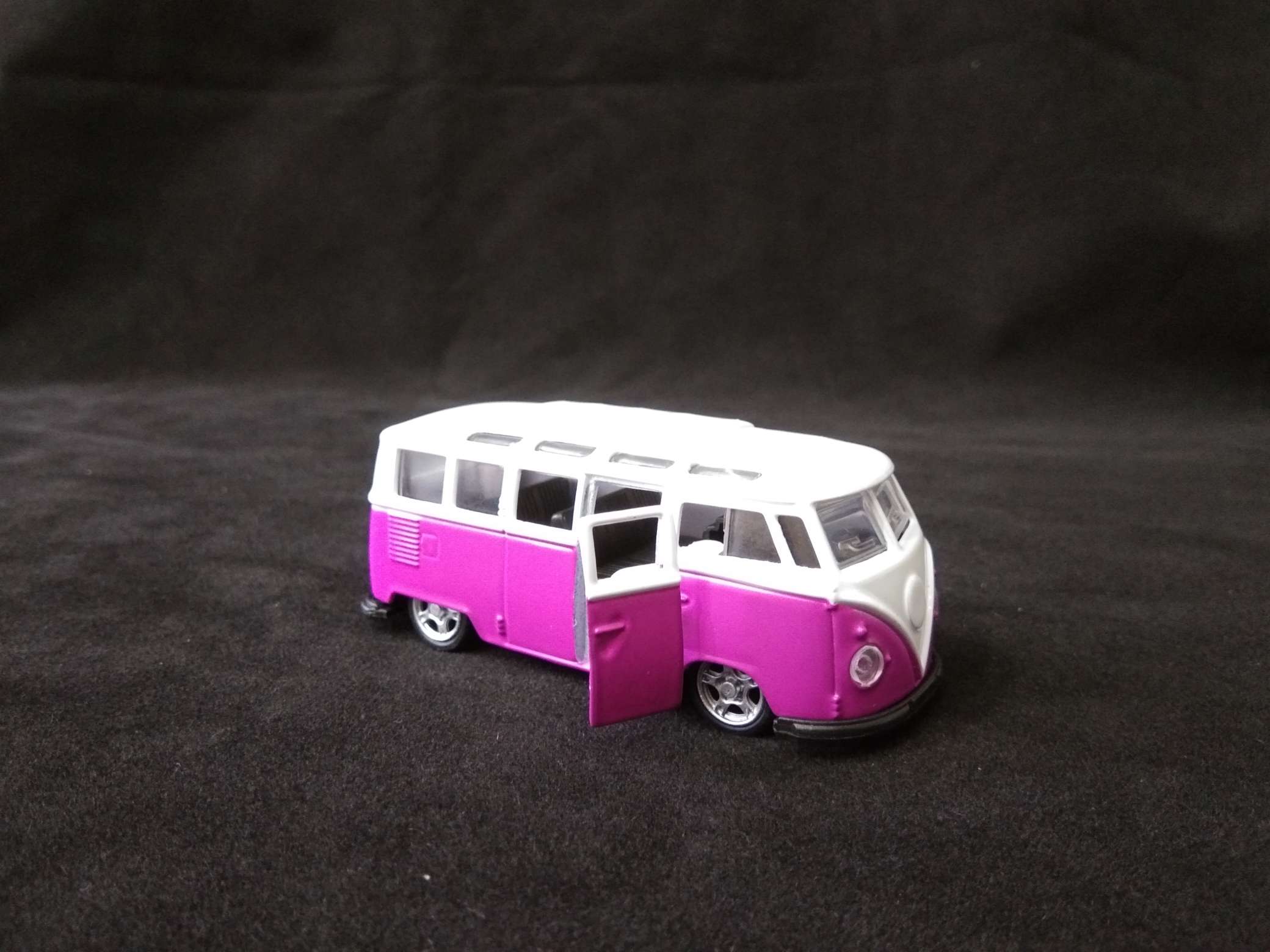 9973AI一5条车，带回力带开门。香香金属车详情4