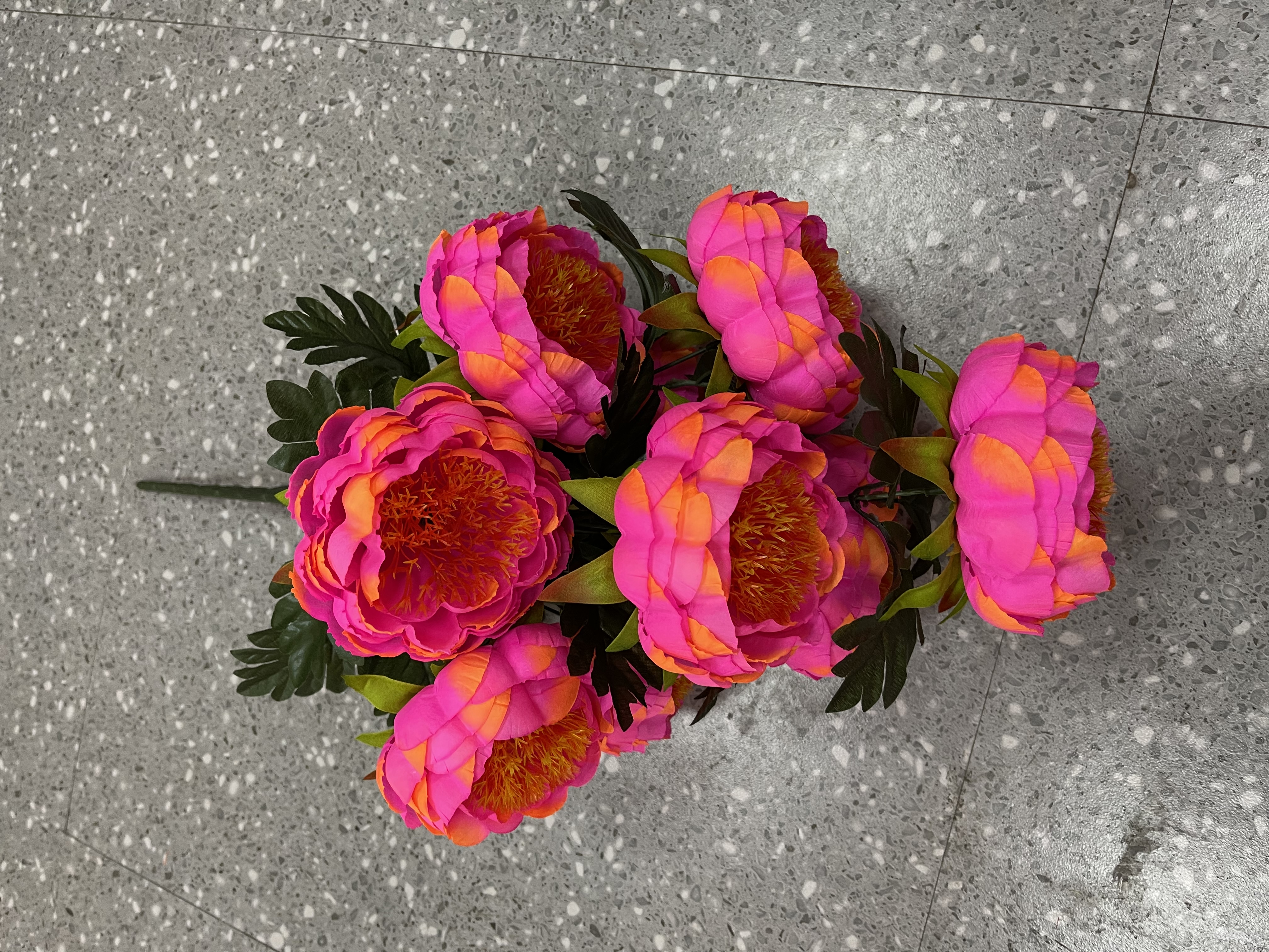 There are no imitation peonies on the seven heads Specification image