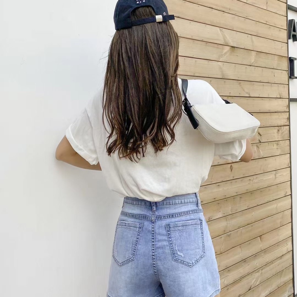 牛仔短裤浅色mn