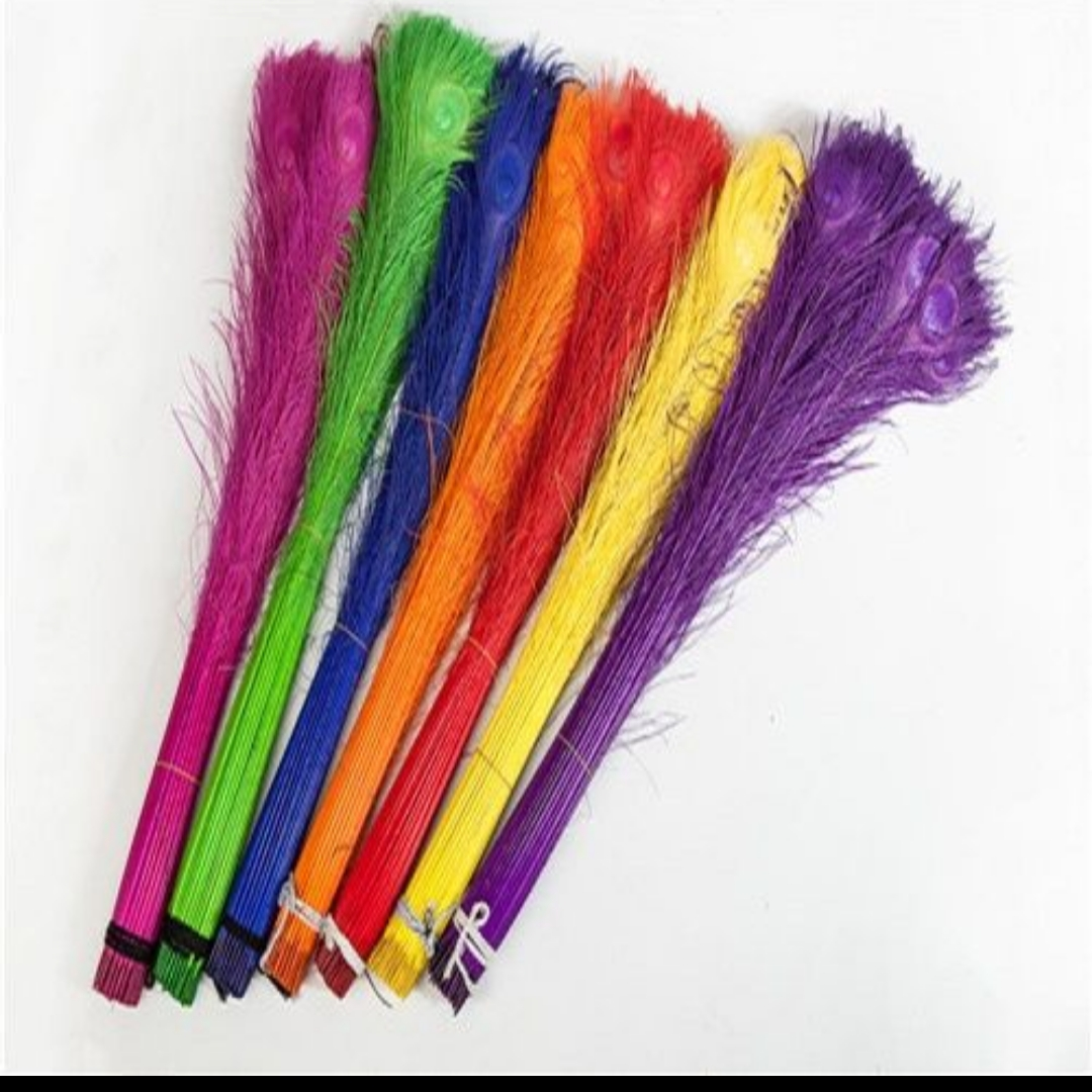 Peacock feathers decolorized 80-90 cm bright red