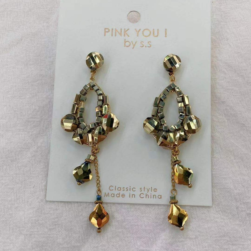Korean version Heavy Industry ins network Baroque metal rhinestone temperament anti-allergy temperament earrings stud gold crystal thumbnail