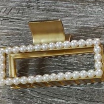 Gold claw clip 1