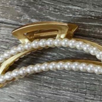 Gold claw clip 9 thumbnail