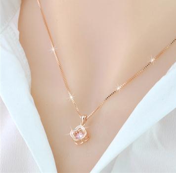 028 Ladies' Summer Pure Copper simple and sweet 2021 new Style, light luxury and versatile necklace detail image 3