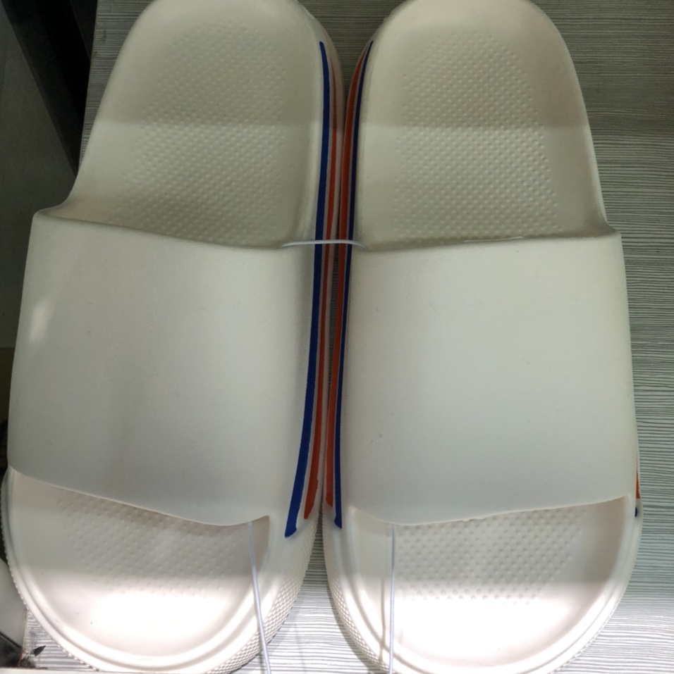 Slippers 66