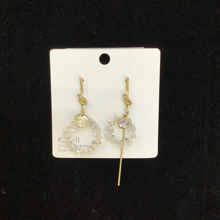 The earrings, eerrtt thumbnail