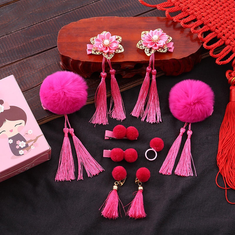 Little Red Hair Ball Chinese Knot Little Girl Cute Antique Fringe Hairball Rabbit Ear Hair Clip Children's Hanfu Headwear Windcard Hairpin Hairpin Headwear Aushanie 057 Application Scenario