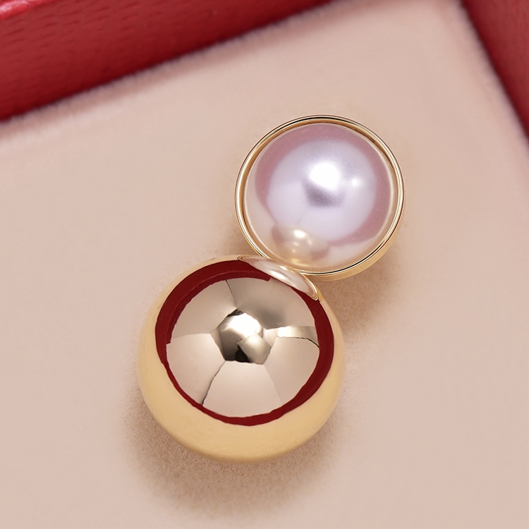 Pearl splayed pin