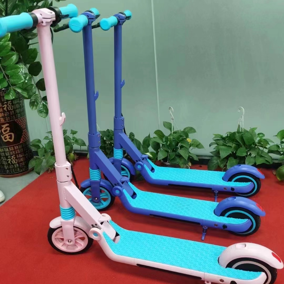 两轮儿童电动车