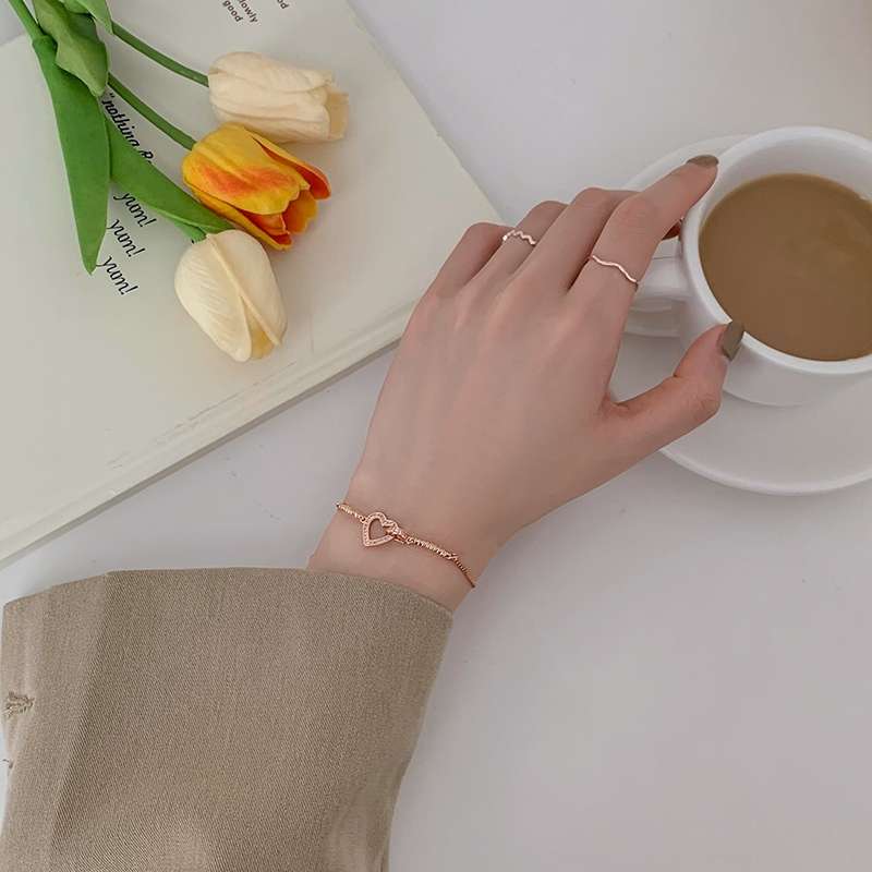 Light luxury, niche and exquisite zircon love best friend bracelet for female Xia Sheng, an Instagram niche design accessory Item Picture