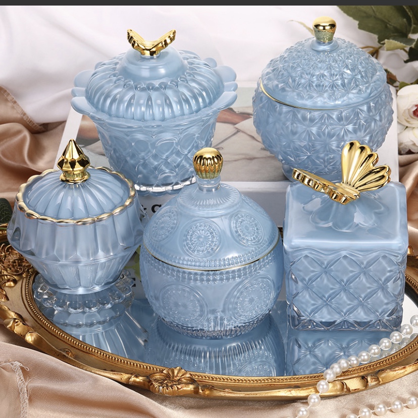 Glass storage tank display item 0. 04.
