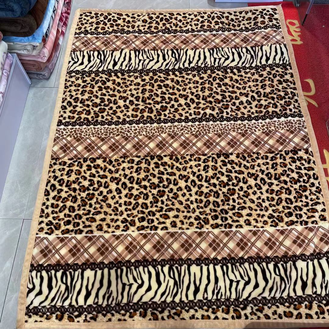 Simple Carpet Fashion