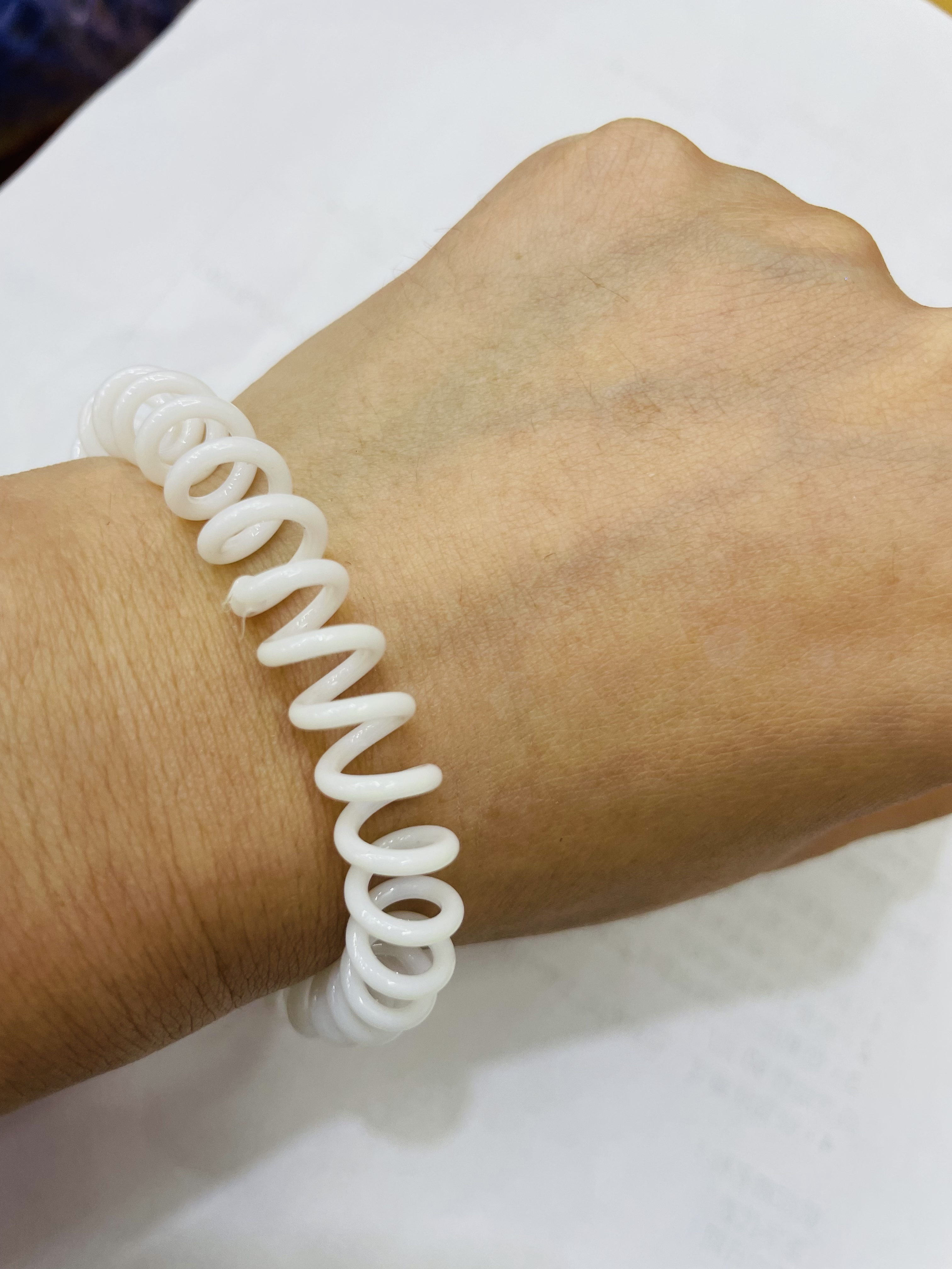 3.5实色白电话线产品图