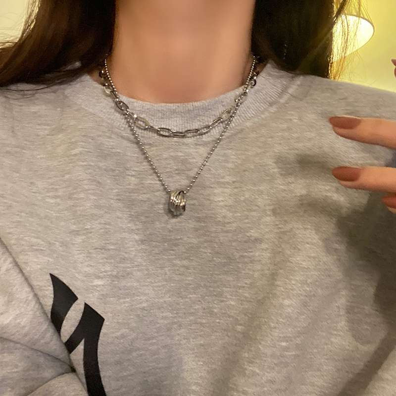 ins trendy hip-hop double-layer chain sweater chain, personalized simple necklace, popular circle necklace pendant Item Picture