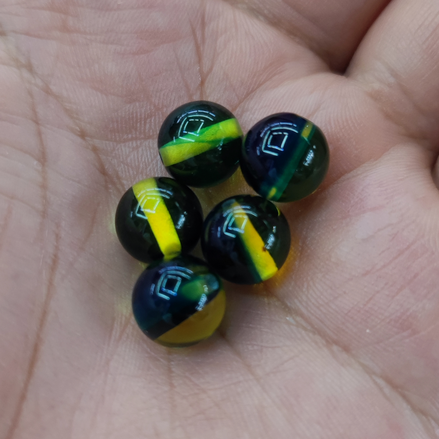10 centimetre flower beads 17 thumbnail