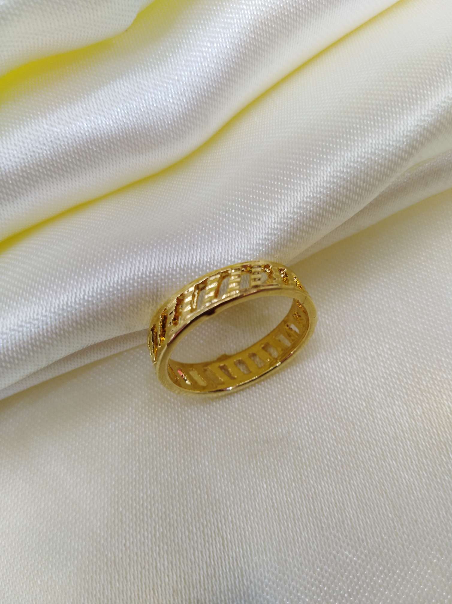 Trendy and fashionable girl Ring 13 details Picture