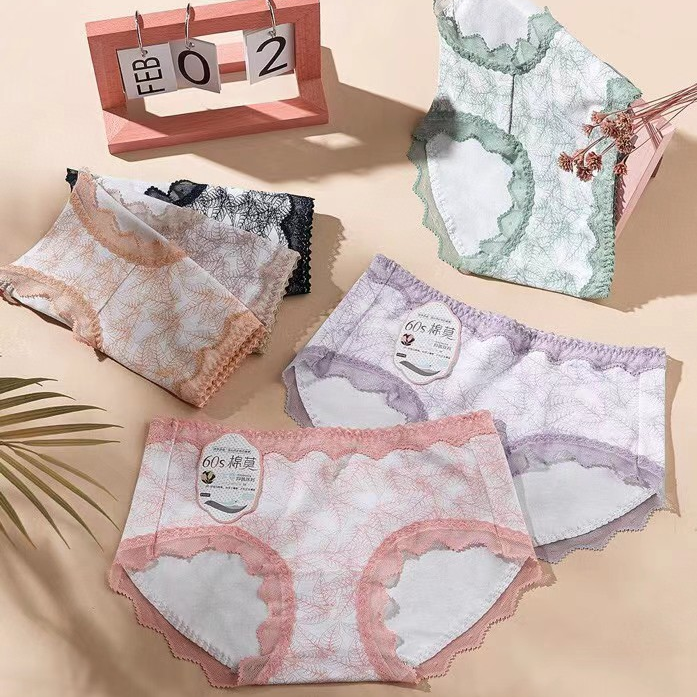 Pure Cotton Modal Fabric
🌈 Super Soft With Small Trim
The Inner Crotch Is Maintained By Natural Silk 💫
Silk Contains Amino Acids Which Can Effectively Inhibit Bacteria And Bacteria