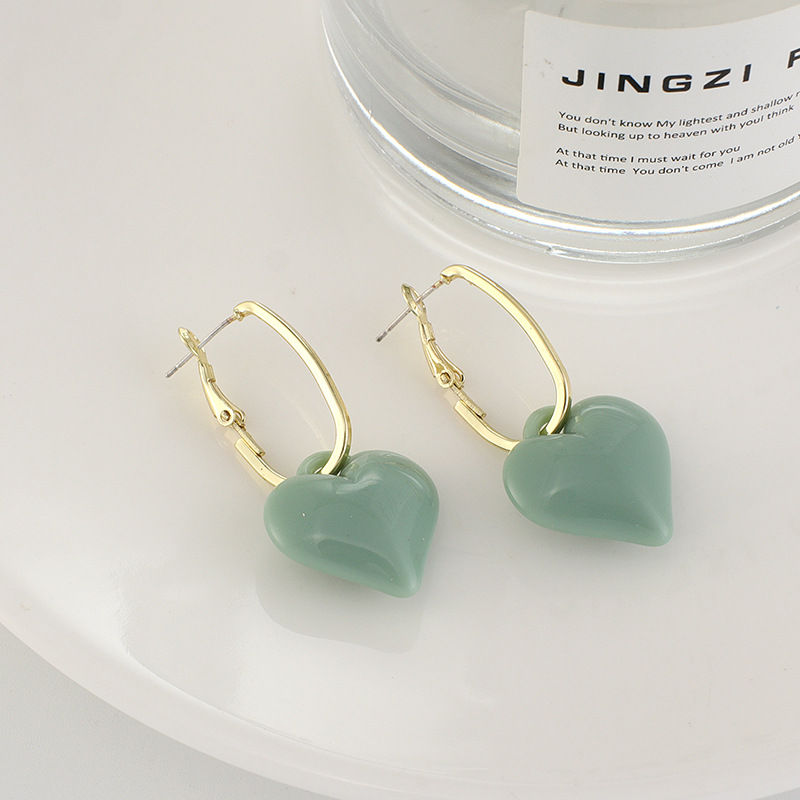 New candy color love earrings Women fashion design sense acrylic earrings Korean retro personality earrings 4