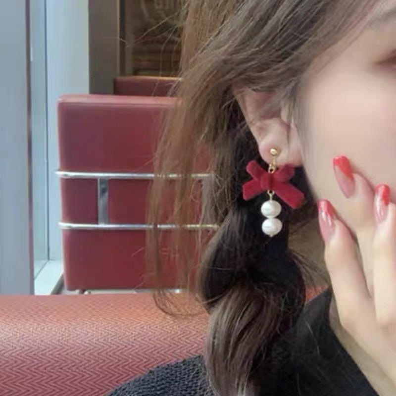 Red bow pearl earrings, lovely sweet princess breath.