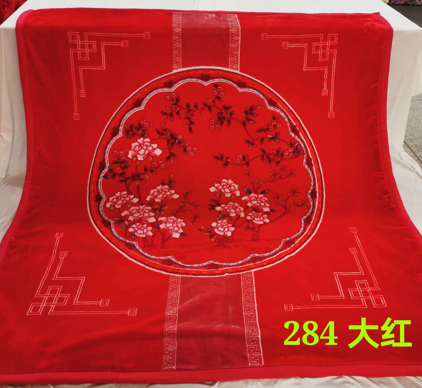 Raschel Blankets Are Thickened In Spring And Autumn And Winter Item Picture