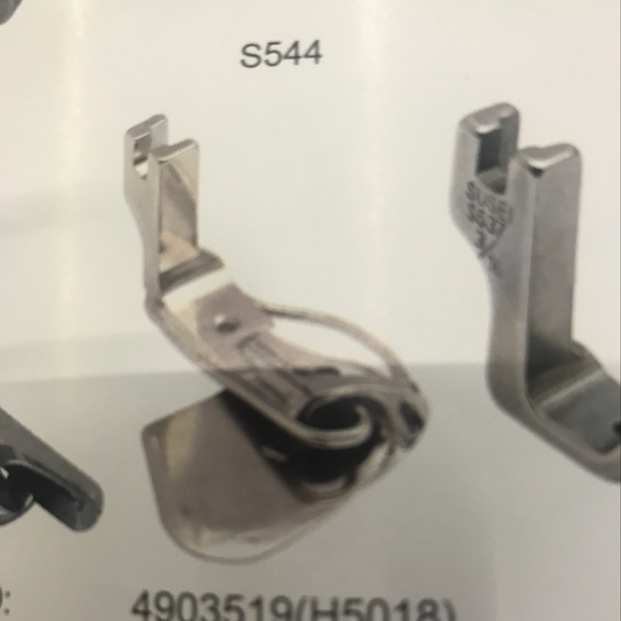 4903519 Rolled edge presser foot