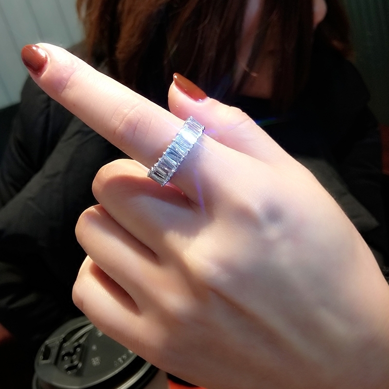High-grade zircon ring female light luxury modern exquisite fashion personality niche design ins fashion ring 21 thumbnail