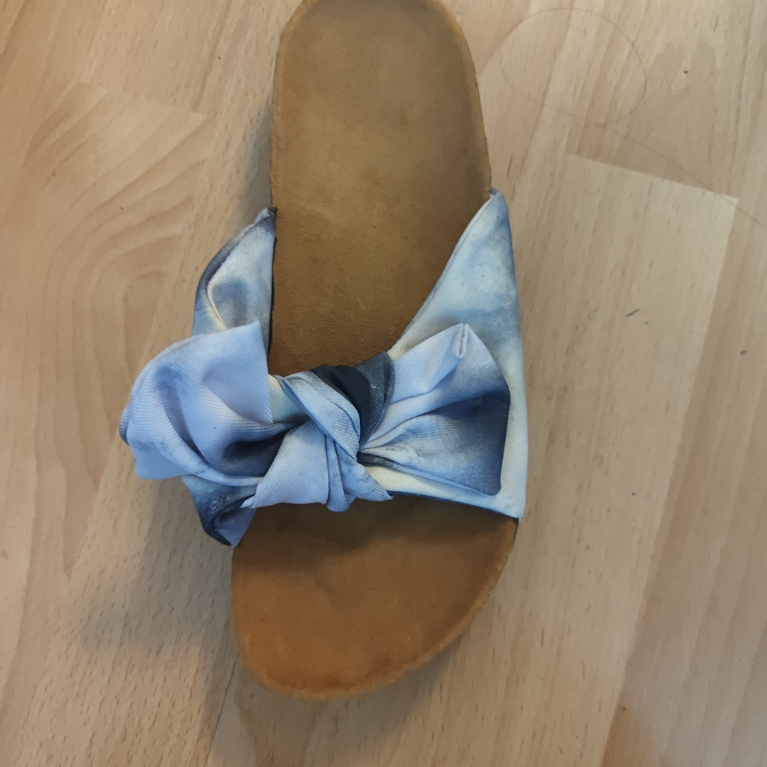 Grey ribbon women's shoes 12
