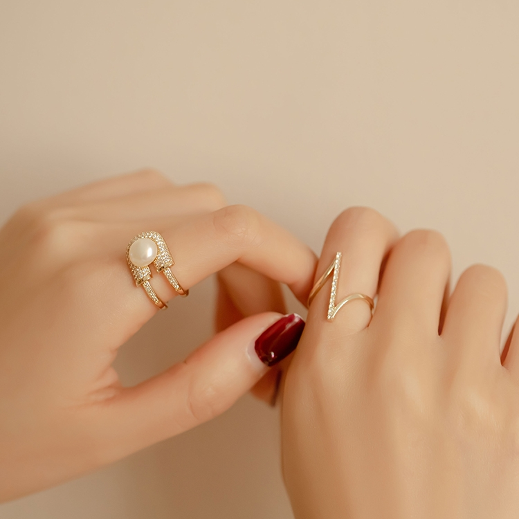 High-grade zircon ring female light luxury modern exquisite fashion personality niche design ins fashion ring 43 thumbnail